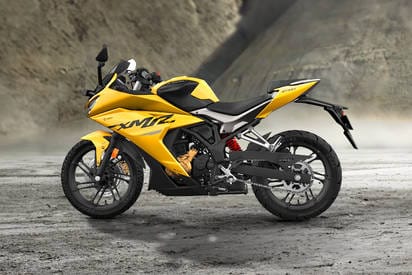 Hero Karizma XMR 210